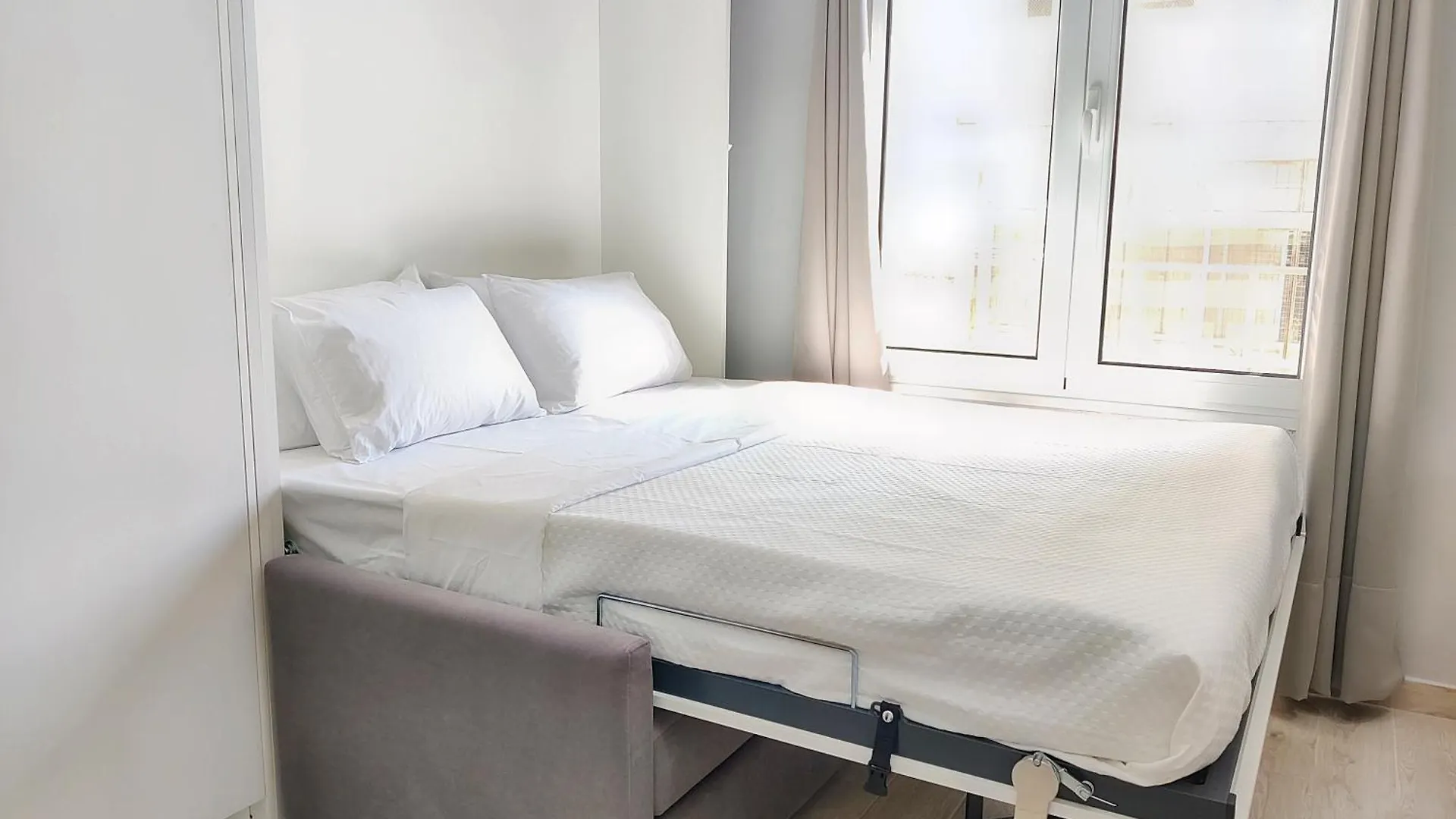 Pretty Petitie Fully Equipped City Center Studio Thessaloníki Lägenhet