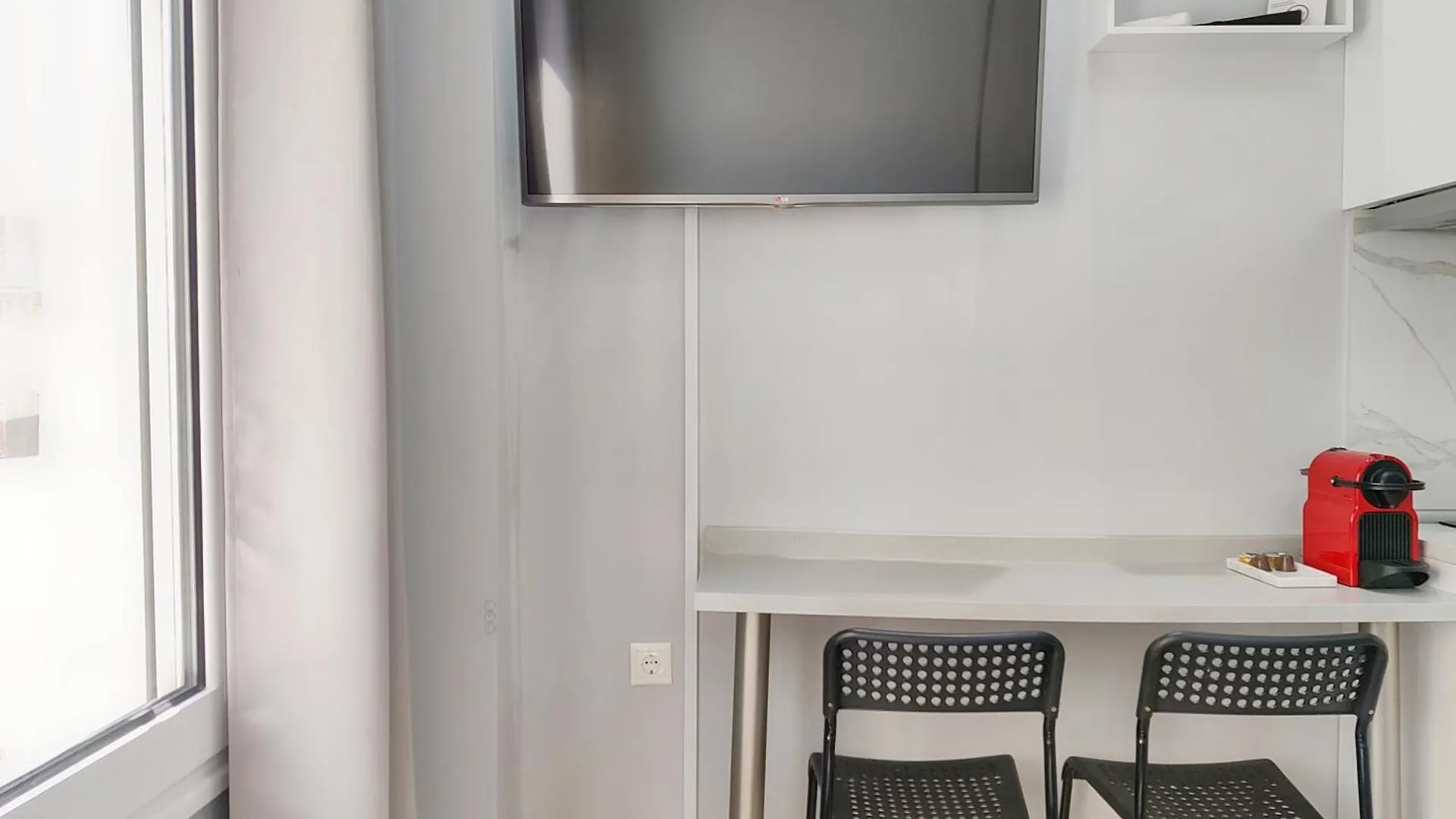 Lägenhet Pretty Petitie Fully Equipped City Center Studio Thessaloníki Grekland