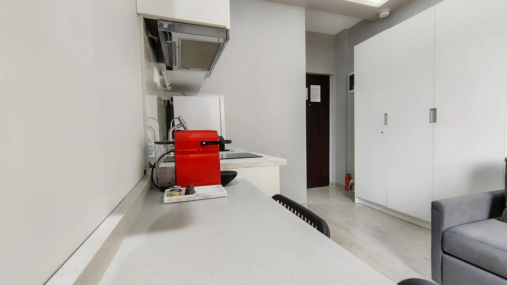 Lägenhet Pretty Petitie Fully Equipped City Center Studio Thessaloníki Grekland